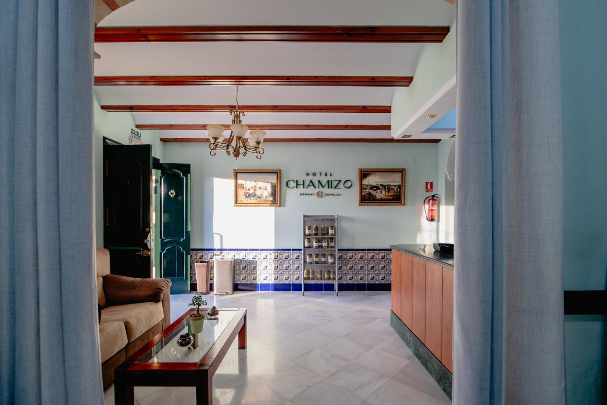 Hotel Chamizo El Arahal Exterior foto